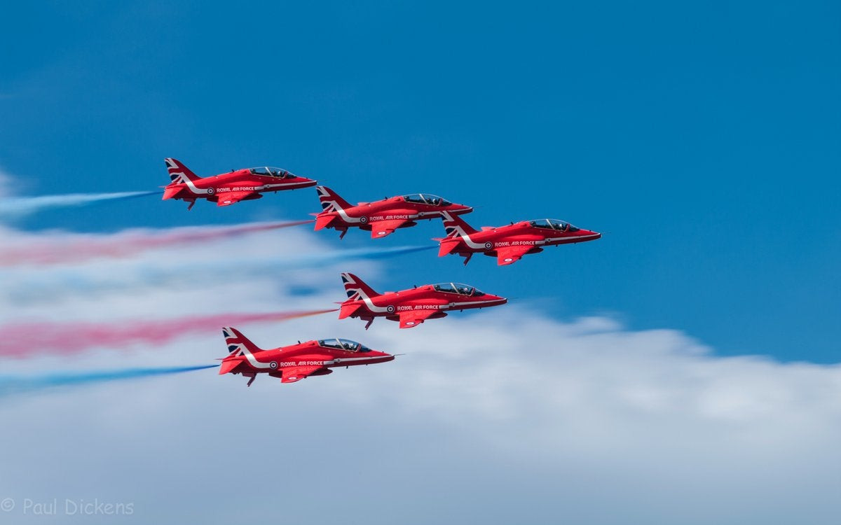 Red Arrows: Τελειοποιώντας το σώου τους στην Τανάγρα – Δείτε το βίντεο